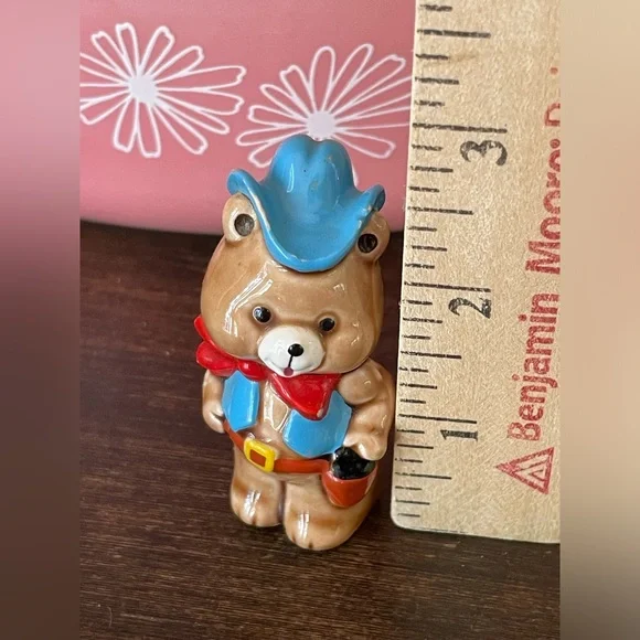 Vintage Kitschy Capilano Ceramic Cowboy Teddy Bear🧸🤠 - Picture 8 of 8